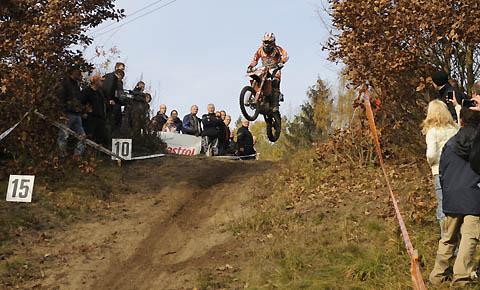 2011-11-novemberpokal-skispringen