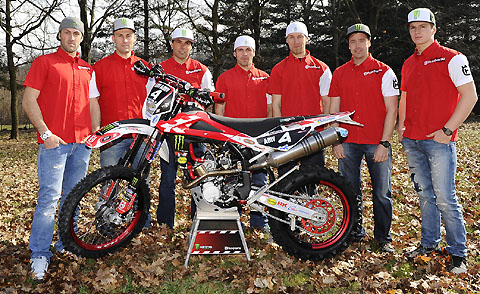 2011-3-husqvarna-WM-Team