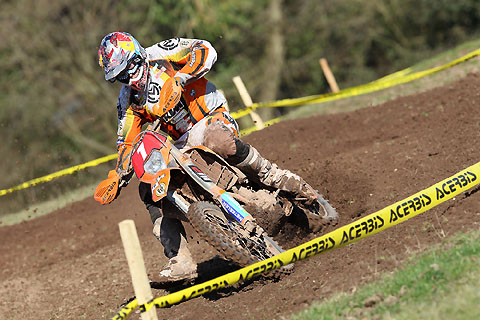 2011-3-knighter_in_britain