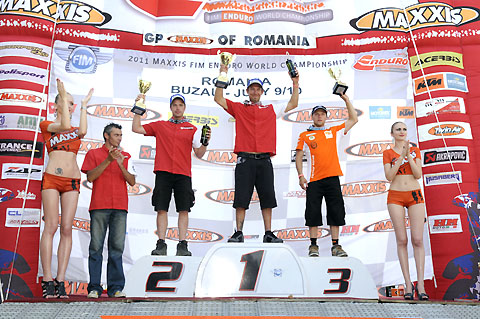 2011-7-wm-rum-1-podium3