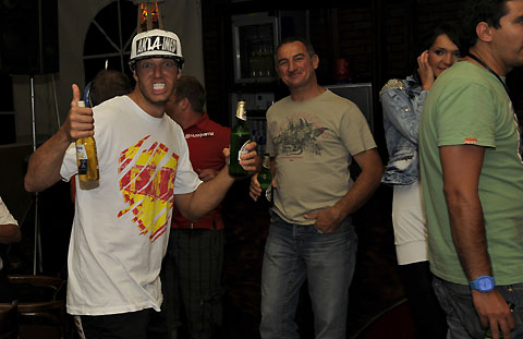 2011-7-wm-rum-party3