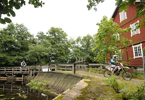 2011-8-isde-3-rotes-Haus