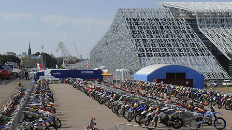 2011-8-isde-Parc_ferme_und_Schiffahrtsmuseum2
