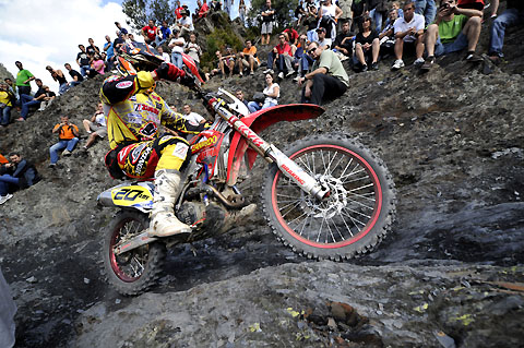 2011-9-wm-andorra-ahola1_copy