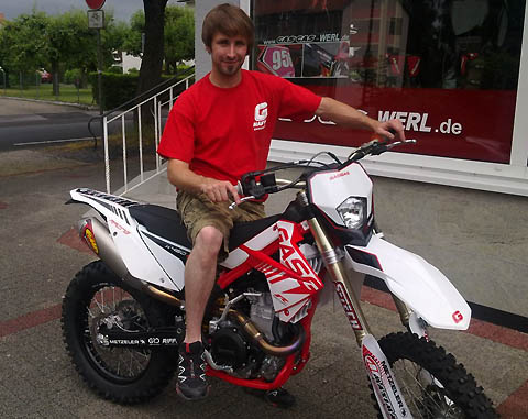 2012-07-gasgas-straubel1