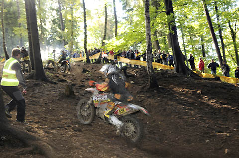 2012-09-isde-04-roehrl auffahrt