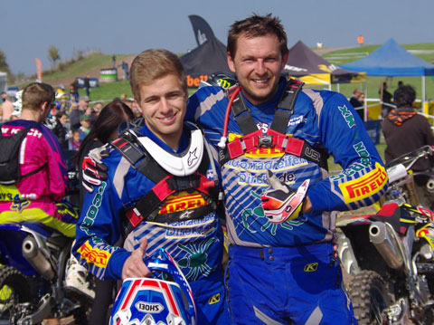 1 Teamfahrer Motorradreifen